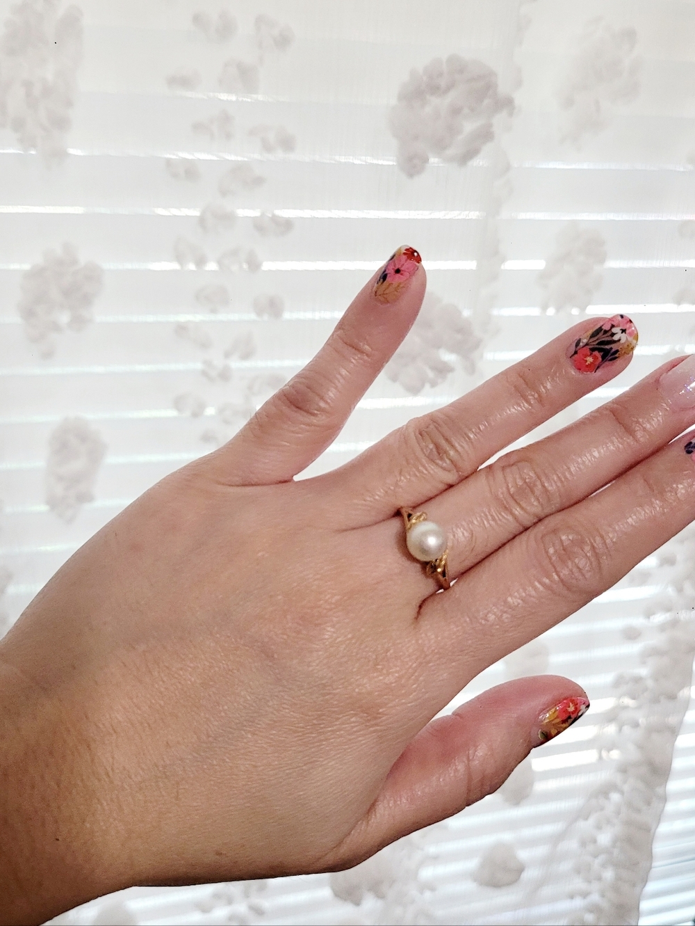MIKIMOTO Pearl Ring in 14K Yellow Solid Gold - Picture 6 of 15